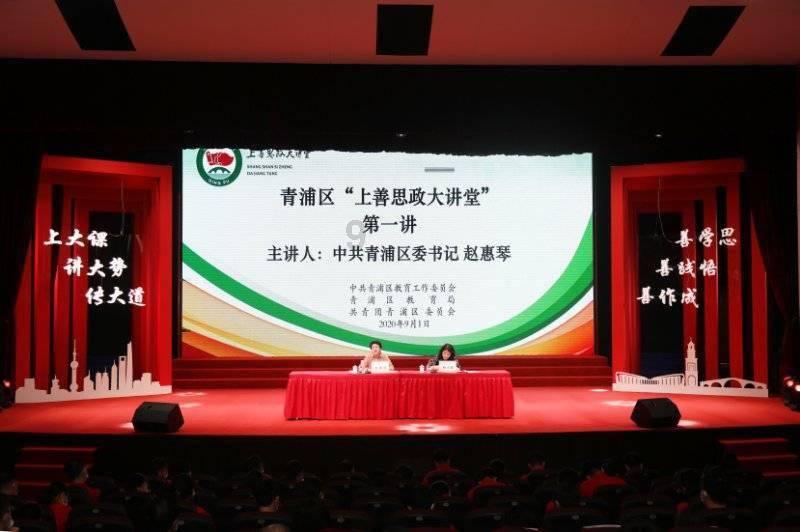 保时捷帕拉梅拉LB液态金属龙血红，明艳又张扬，但不俗气